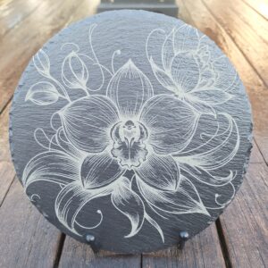 Leisteen rond Orchidee
